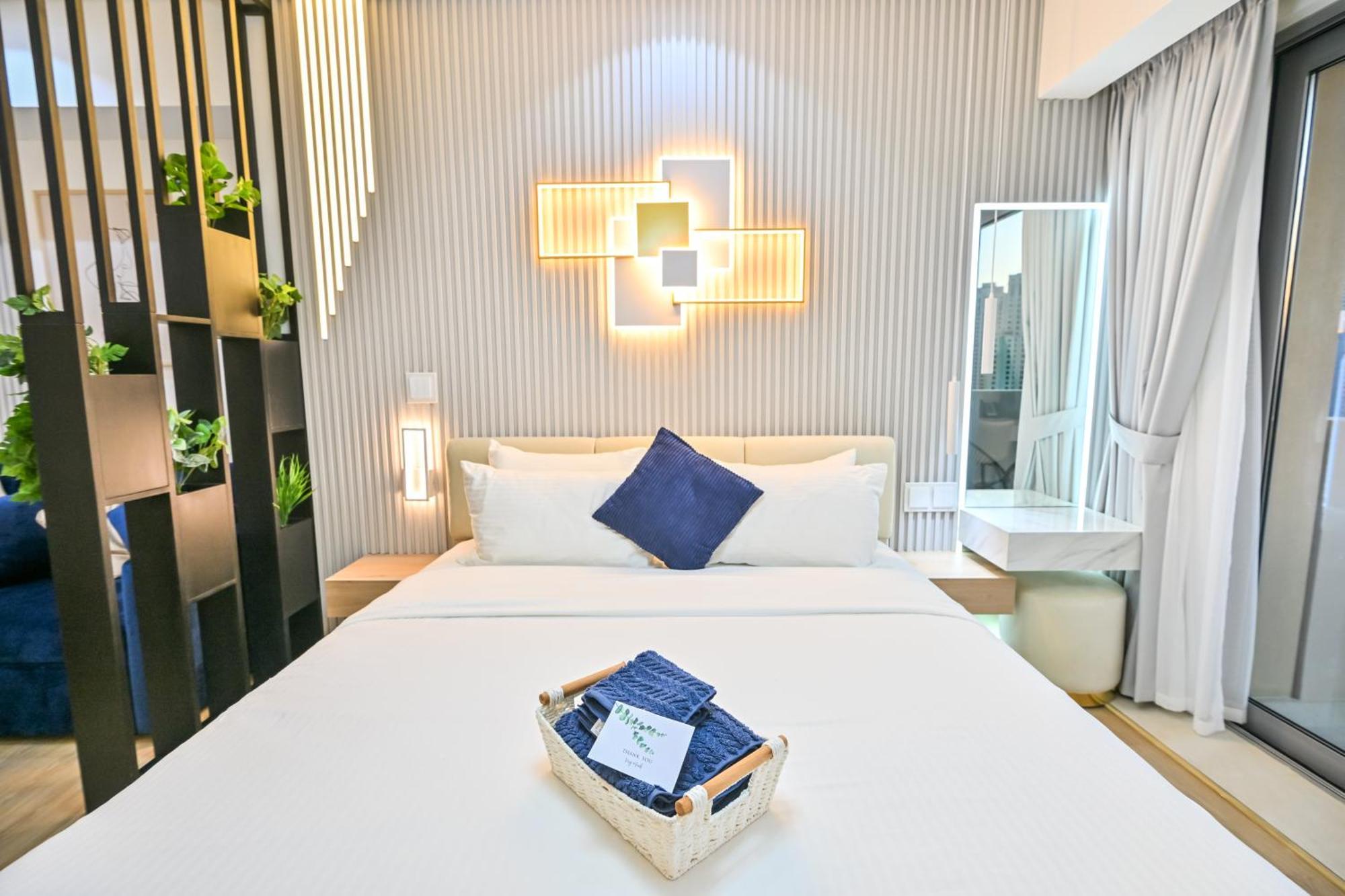 Upgraded Luxury - Marina View - 5-star Amenities Dubai