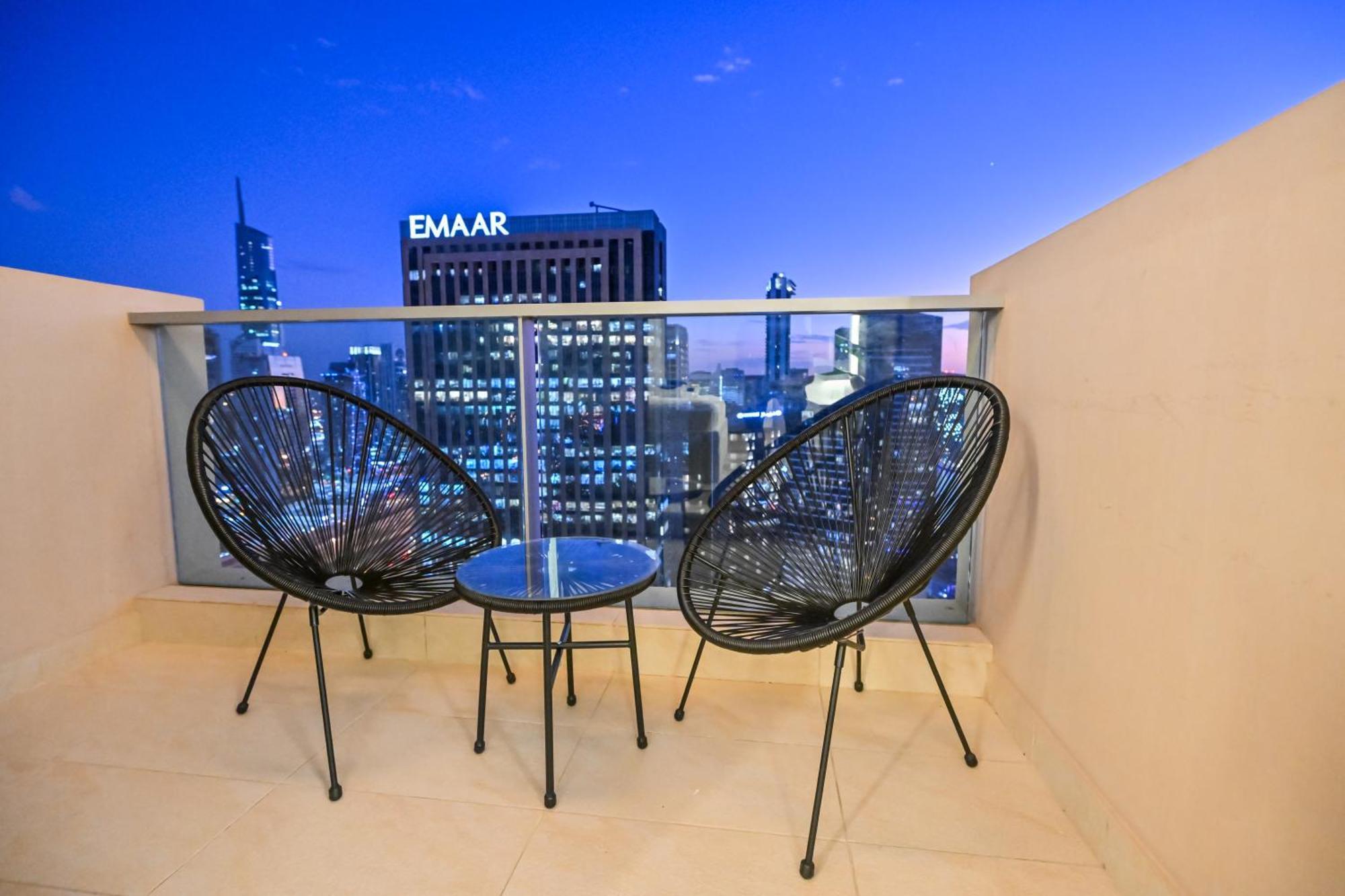 Upgraded Luxury - Marina View - 5-star Amenities