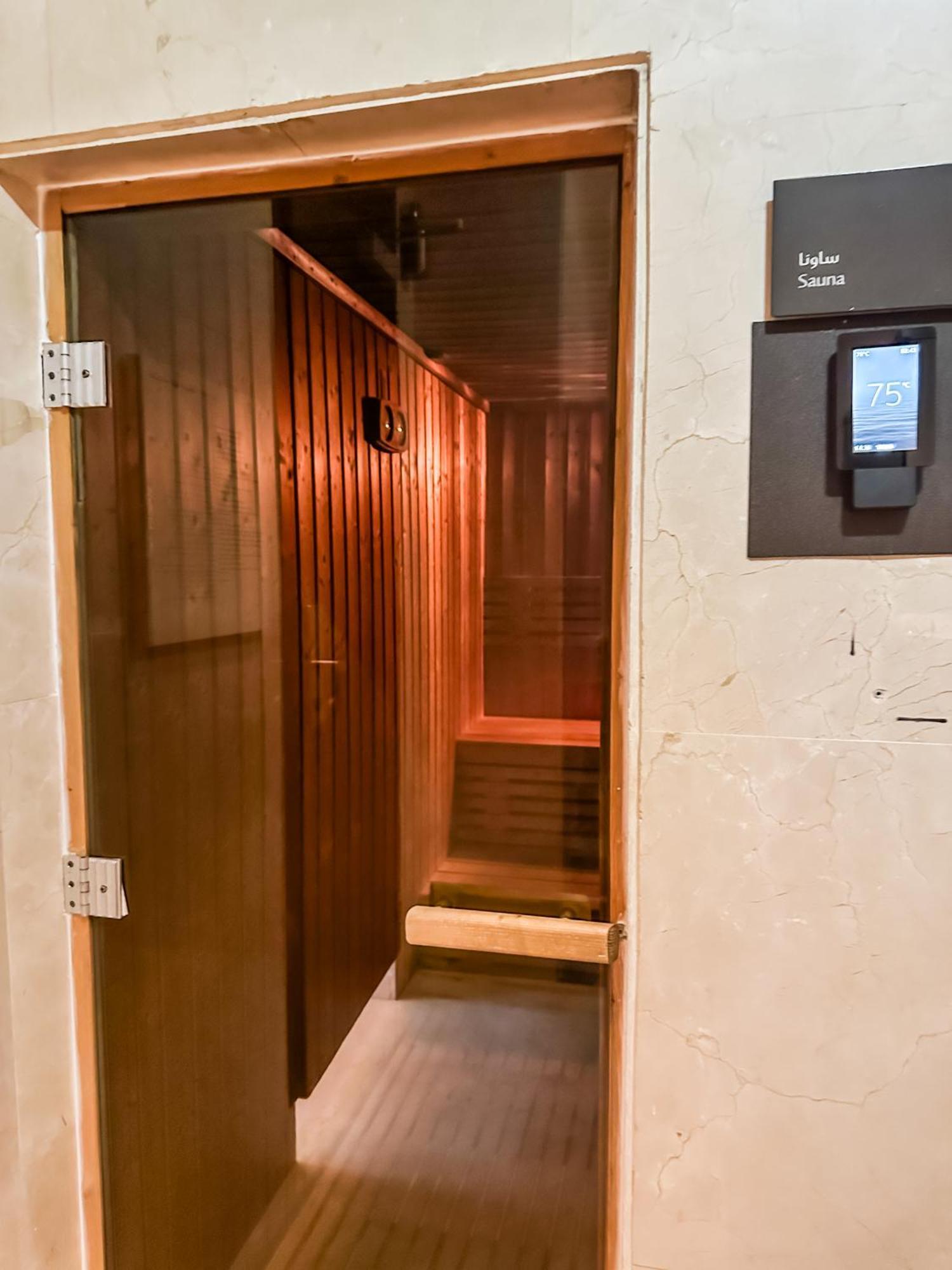 Apartment Upgraded Luxury - Marina View - 5-star Amenities Dubai